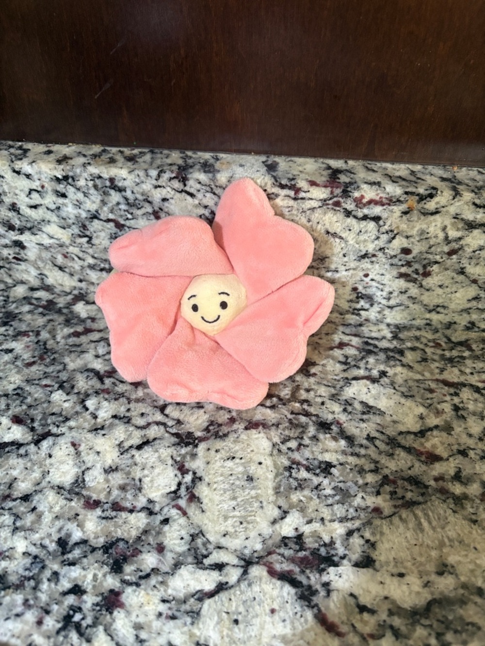 Jellycat Fleury Petunia Jitter Toy